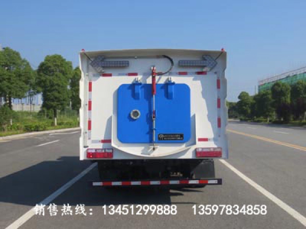 東風多利卡掃路車(國六)