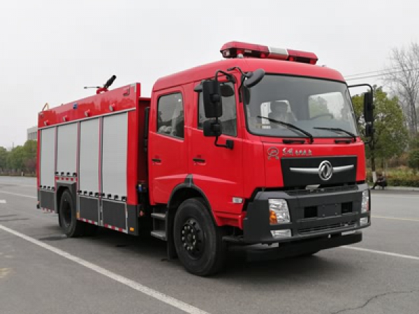 東風7噸泡沫消防車(4700 mm軸距)