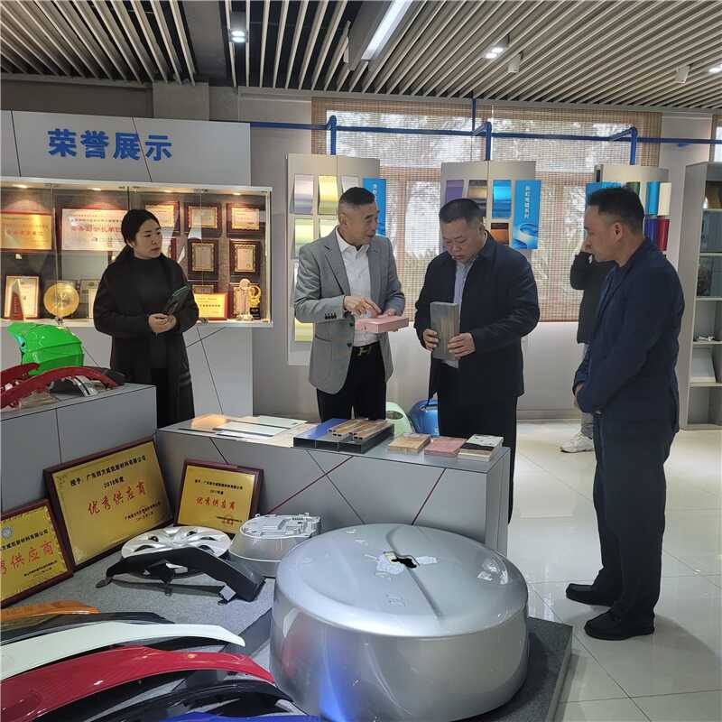 榕江縣委書記侯美彪率隊赴粵招商引資，深化區(qū)域合作共謀發(fā)展新篇